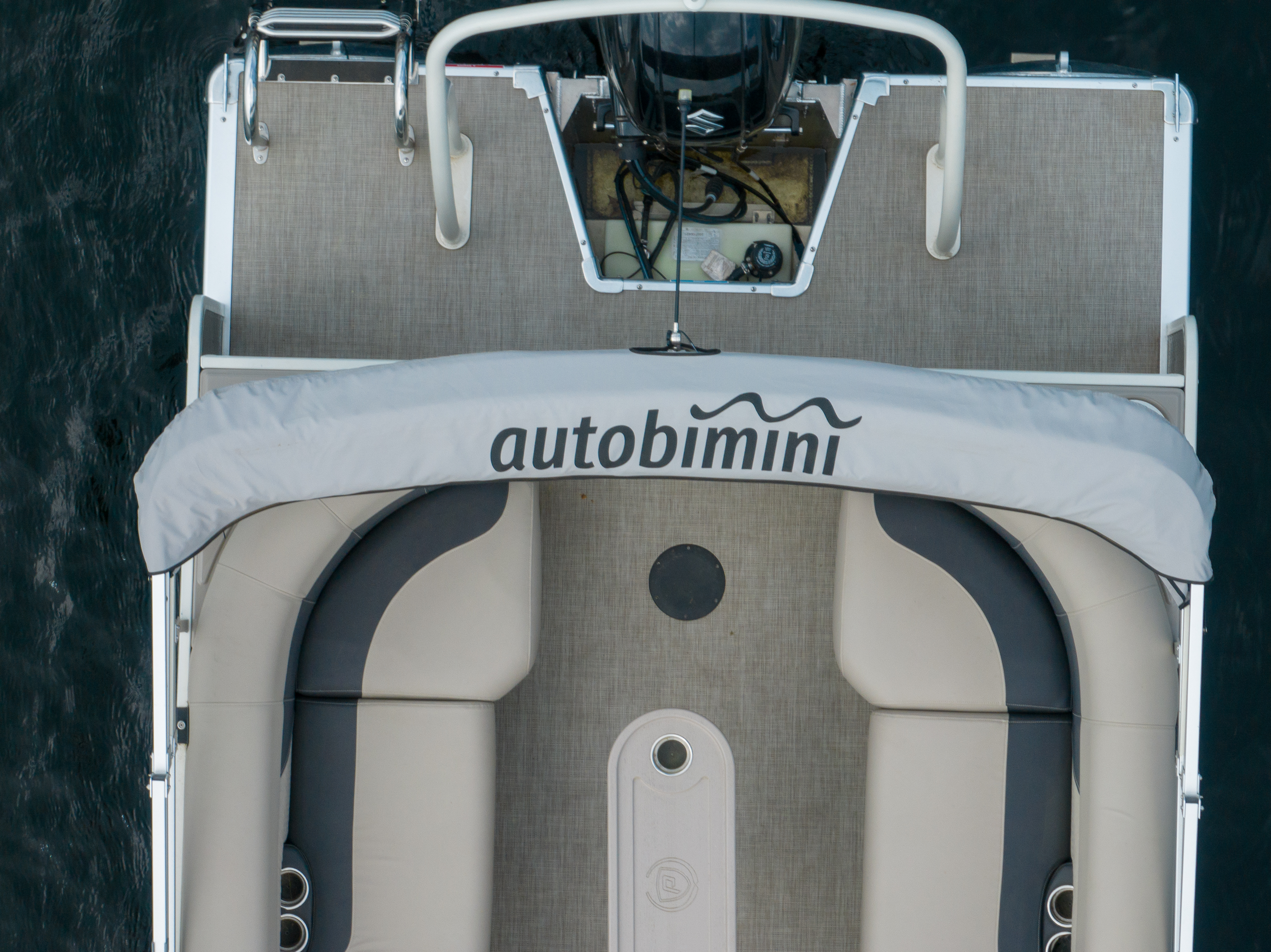 8 Must-Have Pontoon Boat Accessories for Any Boater